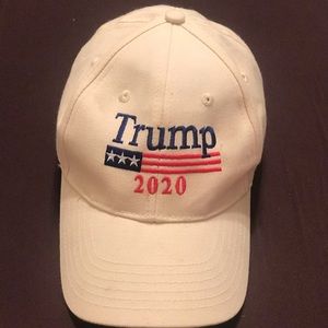 Trump hat
